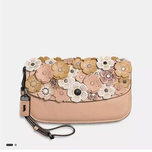 Coach 1941 Tea Rose Applique Clutch (Beechwood) NWT